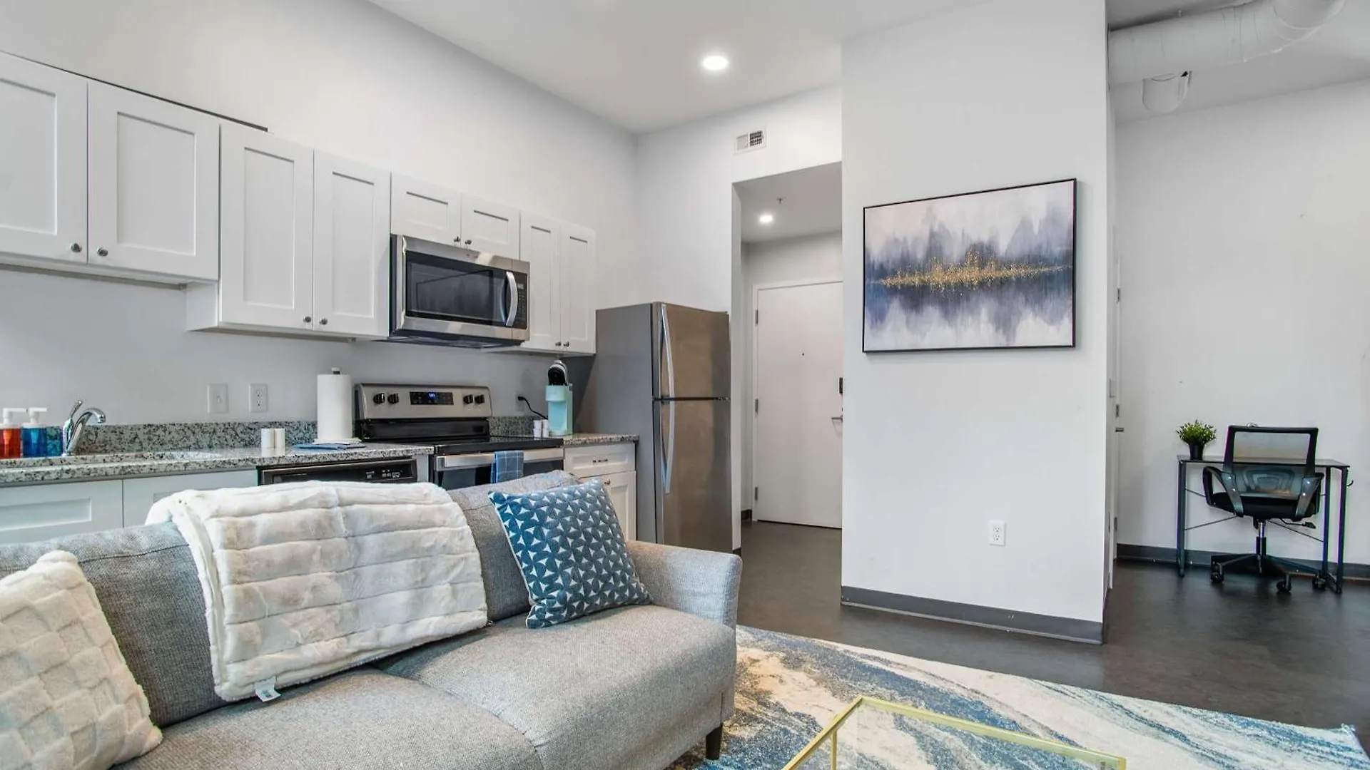 CozySuites Stunning 1BR in Downtown Pitts #24 Pittsburgh 0*,  United States